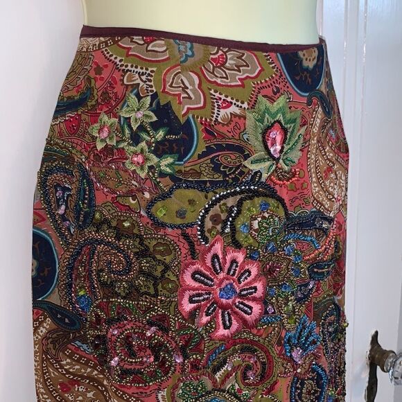 NWT Dolce Apperal beaded‎ paisley fur hem skirt - Picture 4 of 12